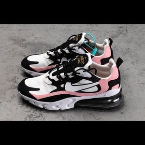BRAND NEW NEVER WORN WOMENS NIKE AIR MAX 270 REACT